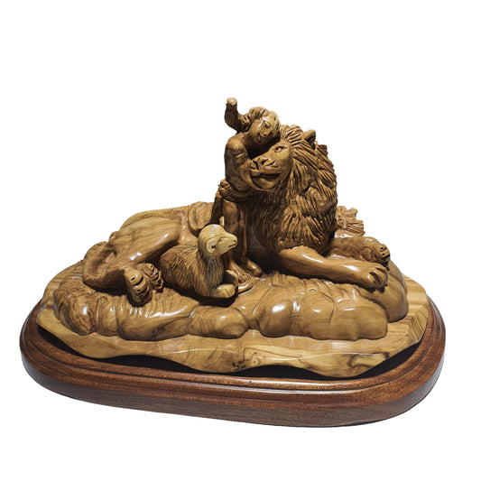 Angle with Lion And Lamb Statue - Olive Wood Handmade